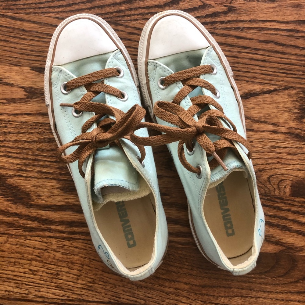 Nice converse shoes